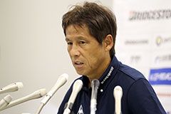 140802-nis.jpg