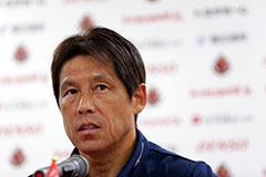 140823-nis.jpg