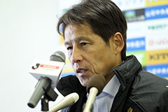 150314-nis.jpg